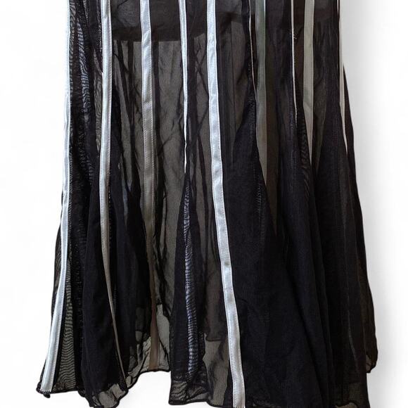 Vintage black and off white micro mesh maxi dress - Picture 3 of 7